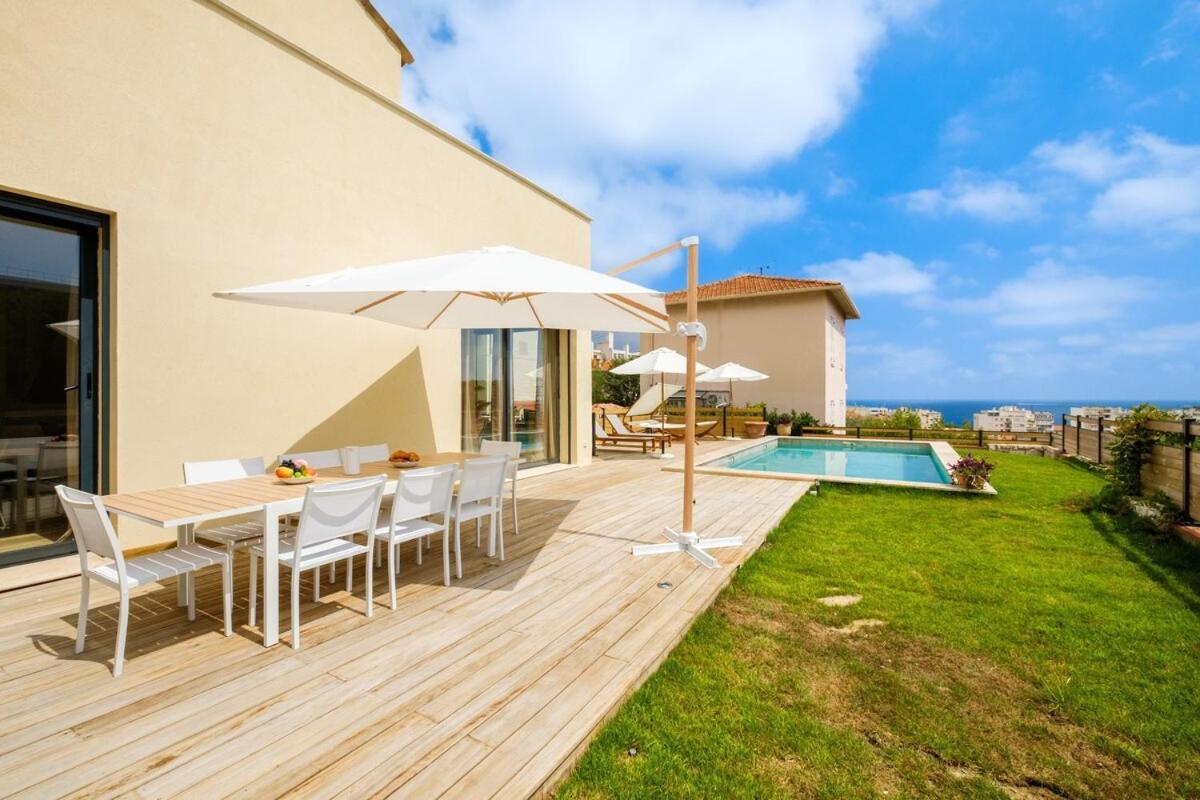 Moderne Pour 8 Personnes - Vue Sur ! Villa Nizza